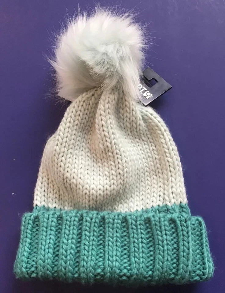 APT. 9 GORRO MUJER TURQUESA ACANALADO PUÑO TEJIDO POM POM TALLA ÚNICA Foto 1 de 4