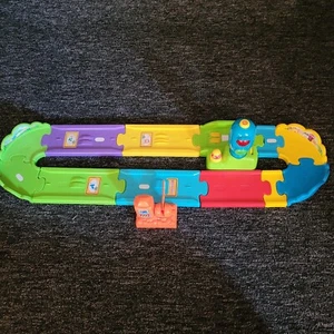 Tut Tut Babyflitzer Großes Straßenset Mit Schranken - Bild 1 von 5