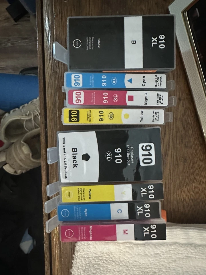 Bundle hp Ink 910 Xl Black And Color - Image 1 of 1