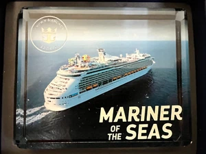 Bloque de Cristal Color Royal Caribbean MARINERO DE LOS MARES con Caja - Imagen 1 de 3