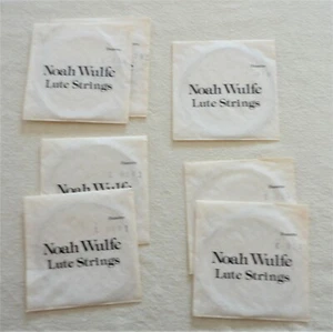 7 Vintage neue Pergamin Umschläge Noah Wulfe Lautensaiten 019 025 028 029 Durchmesser - Bild 1 von 4