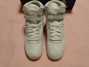 pink reebok classics high tops