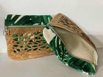 Bolsa de Maquillaje Matrix Biolage 8 X 6 Beige y Verde Hoja Patrón 2 Bolsas Foto 1 de 4