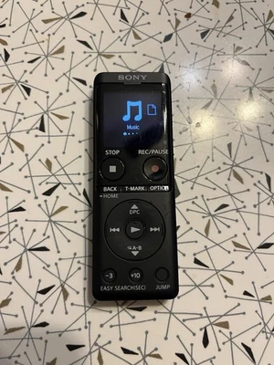 SONY ICD-UX570F Digital Voice Recorder ICD-UX570 USED - Image 1 of 4