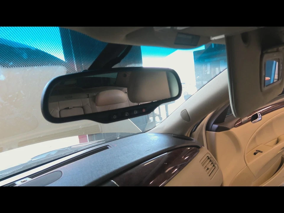 Used Front Center Interior Rear View Mirror fits: 2009 Buick Lucerne new style e - Image 1 of 4