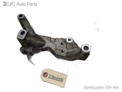 Soporte de montaje de motor de 2015 Subaru Legacy 2,5 AWD Foto 1 de 4