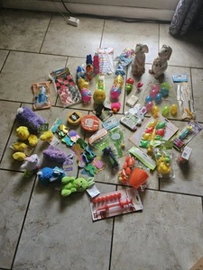 Easter Holiday Decorations And Basket Lot Sale, Spring Decor - Picture 1 of 5