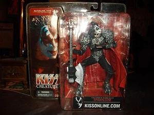 Kiss Creatures Actionfigur Gene Simmons Sealed L@@k!!!! - Bild 1 von 1