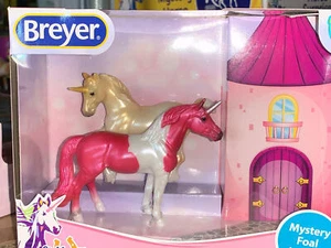 Unicornios Breyer Stablemate Unicornio Sorpresa Rosa y Perla - Imagen 1 de 3