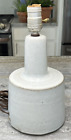 Lampe de table poterie en céramique gris Martz Marshall Studio vintage MCM Gordon & Jane
