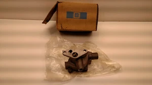 RARE VINTAGE 1991-1993 CHEVY-GMC S-10 TRUCK NOS OIL PUMP #10008202 FACTORY GM - Picture 1 of 7