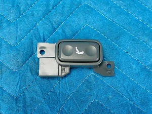 Lexus LS400 Front Passenger Seat Lumbar Switch Dark Gray:LF62 1995-2000 OEM - Picture 1 of 6