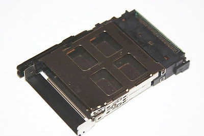 CARCASA MONTAJE RANURA CARDBUS PCMCIA--PORTATIL TOSHIBA QOSMIO G35-AV600 Foto 1 de 4