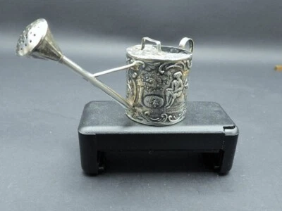 Antigua regadera miniatura holandesa o continental de plata escena pastoral holandesa o Hanau Foto 1 de 4