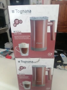 Tognana Iridea Montalatte Elettrico 350ml Plastica Termoisolante Rosso Mela D2dm - Foto 1 di 9
