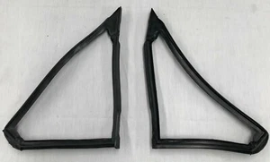 HOLDEN TORANA HB LC LJ GTR XU1 DOOR VENT FRONT 1/4 QUARTER WINDOW RUBBER LH RH - Picture 1 of 5
