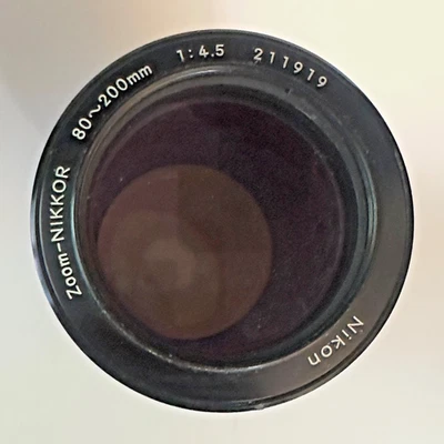 NIKON ZOOM-NIKKOR 80-200mm f4.5 MANUAL FOCUS PUSH/PULL ZOOM LENS - Image 1 of 4
