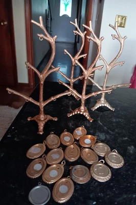 Brass? Family Tree Picture Holders, 4 trees & 15 gold tone frames & 1 silvertone - Image 1 of 4