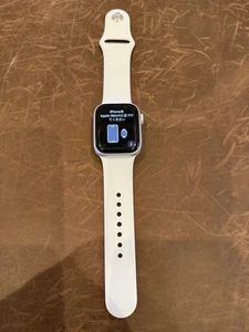 Apple Watch Series 8 41mm Silver Aluminum With White Sports Band (GPS+Cellular) - Picture 1 of 3