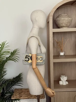 Chanel холст камелия No 5 Клапан бежевый черный наплечная сумка женщины подлинный редкая - Изображение 1 из 4