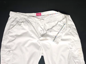 Pappagallo White Cropped Pants Sz 16 Cargo Roll Tab Beachcomber Capris Lt Weight - Picture 1 of 14