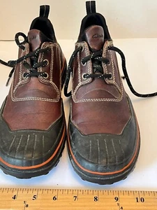 Clarks Waterproof Muckers Duck Shoe Unisex Size 7M Style#30093 Leather EUC - Picture 1 of 24