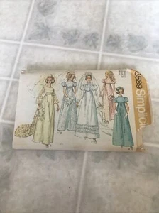 1969 Vintage Sewing Pattern Wedding Bridal Formal Bridesmaid 8589 Simplicity 12 - Picture 1 of 4