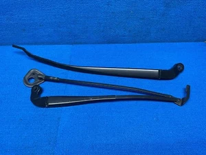 2007 - 2017 LEXUS LS460 FRONT LEFT & RIGHT WINDSHIELD WIPER ARM SET OEM - Picture 1 of 16