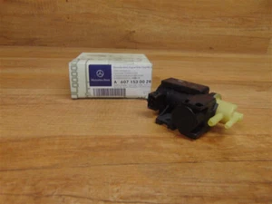 Turbocharger Pressure Transducer Genuine Mercedes 415/OM607/ΟΜ622 - A6071530028 - Picture 1 of 1