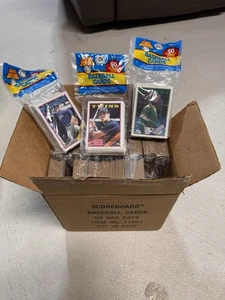 Open Box 1988 Topps ScoreBoard Baseball Cards - 36 Seal Packs- 50 Per Pack Rare - Bild 1 von 9