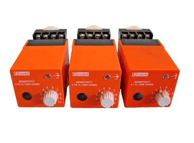 Lot (3) Crouzet Syrelec PNRU110A Liquid Level Control 110VAC Relay H7 - Image 1 of 4