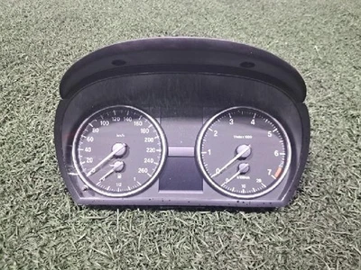 BMW 320i 2010 grupos de instrumentos 922095501 Foto 1 de 4