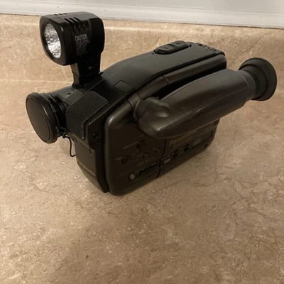 Panasonic Palmcorder AFx8 PV-21D VHS-C Camcorder Powers On No Charger Or Battery - Image 1 of 4