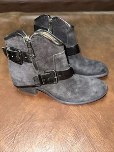 Donald J. Pliner Dalis Damen-Bikerstiefelette abgenutzt schwarz Veloursleder Schnalle 6,5 - Bild 1 von 5