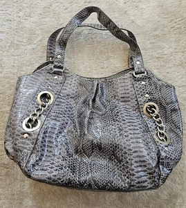 NWOT GRAY Animal Skin Print Faux leather Silver Chains purse tote shoulder bag L - Picture 1 of 4