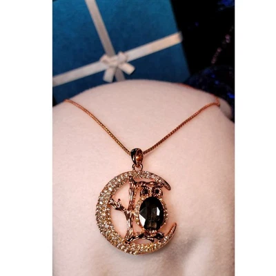 NUEVO Collar Colgante Oro Rosa Búho Luna Media Luna Estrás Piedras Preciosas Joyería Foto 1 de 4