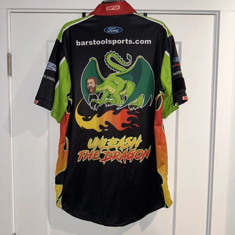 2020 Clint Bowyer Barstool Sports Unleash the Dragon Dave Portnoy Pit Shirt L Cover