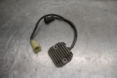 00-02 KAWASAKI NINJA ZX6R ВЫПРЯМИТЕЛЬ РЕГУЛЯТОР НАПРЯЖЕНИЯ BB750 - Изображение 1 из 4