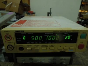 Kikusui Model: TOS7200 Insulated Resistance Tester - Picture 1 of 4