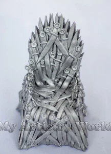 Edible fondant/gum paste 3D Iron Throne - the Game of Thrones chair cake topper. - Picture 1 of 2
