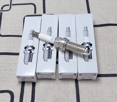 4x Iridium Spark Plugs 22401-JA01B For NGK Nissan Altima Rogue Sentra DILKAR6A11 Foto 1 de 2