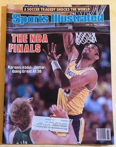 Kareem Abdul-Jabbar Lakers Basketball Sports Illustrated NBA June 10 1985 - Picture 1 of 3