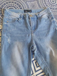 Jay Jays Women's Blue Distressed Ankle Skinny Jeans Size 8 - Picture 1 of 4