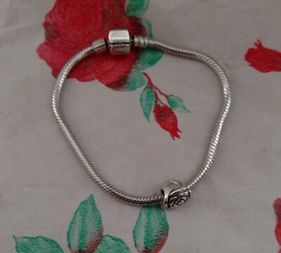 Brazalete de cadena de serpiente de plata esterlina Chamilia - 18 cm y dije de cuentas Rose Bud Foto 1 de 4