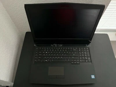 Alienware 17 R4 i7-6700 HQ 16GB GTX 1070 256GB + 1TB Storage (READ DESCRIPTION!) - Image 1 of 3