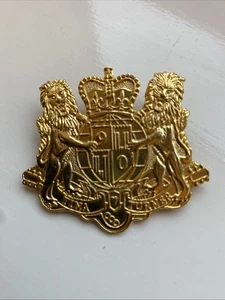 Tina Turner 1990 Foreign Affair Tour Vintage Badge - Picture 1 of 2