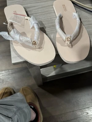 Chanclas Michael Kors Jinx-ROSA Talla 7 Foto 1 de 4