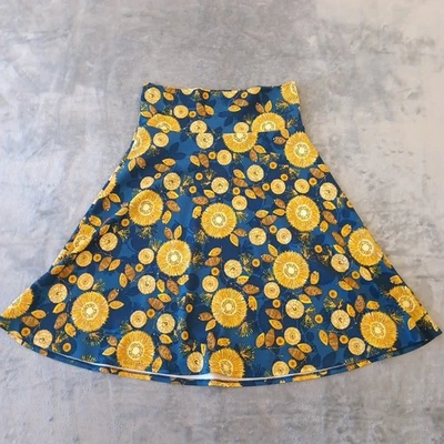 Falda LuLaRoe Azul Grande Azul Amarillo Floral Tejida Hasta la Rodilla Línea A Pull On Foto 1 de 4