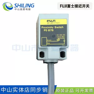 Sensor de inductancia cuadrado FUJI cerca del interruptor PE-B7S - Imagen 1 de 1