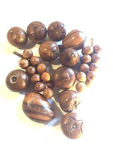 Lot Of 13 Pieces Mid Century Modern Carved Wood Wooden Fruit & Vegetables - Picture 1 of 5